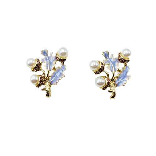 chute douce des feuilles
danse des feuilles
vent d’automne
envol végétal