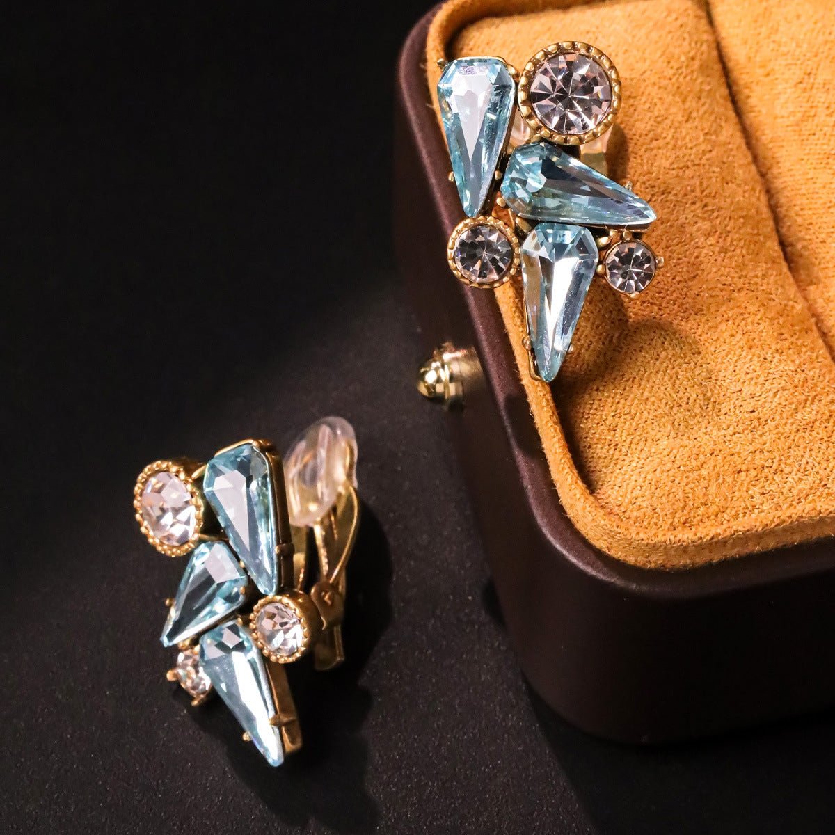 bijou Côte d’Azur
mémoire ensoleillée
souvenir de rivage
parfum de Méditerranée