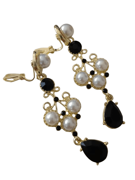 bijou d’exception
joyau caché
poésie trouvée
charme inattendu
merveille dénichée
histoire à porter